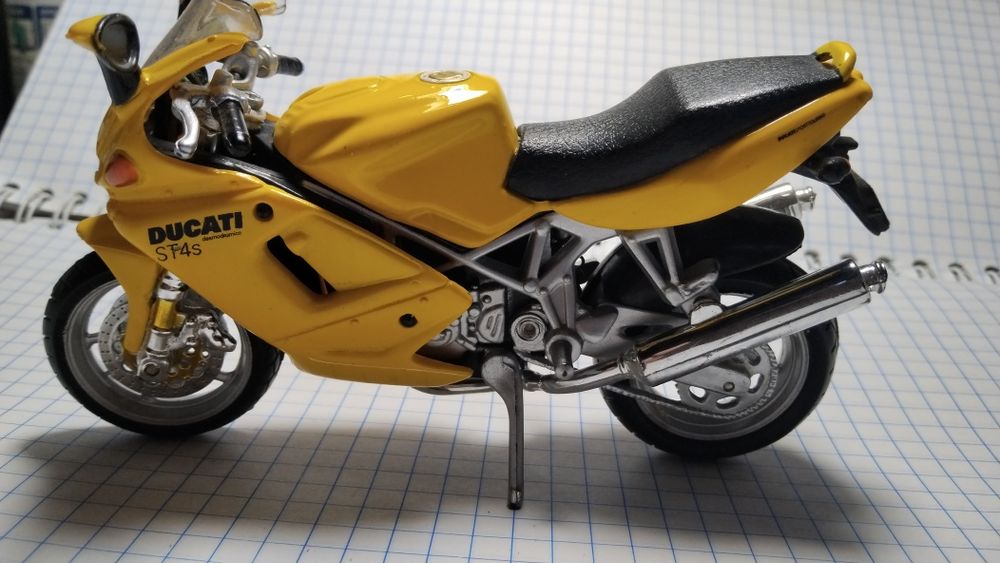 Мотоциклы детские из моей колекции DUCATI  ST 4s.