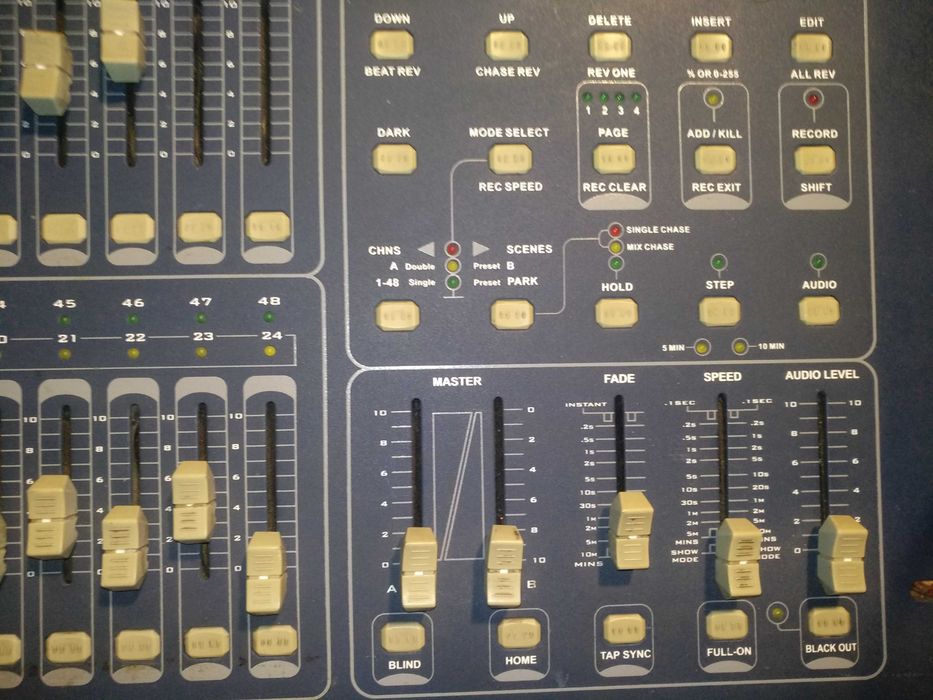 Световой DMX MIDI пульт микшер 48 каналов, Showtec Showmaster 48 Обмен
