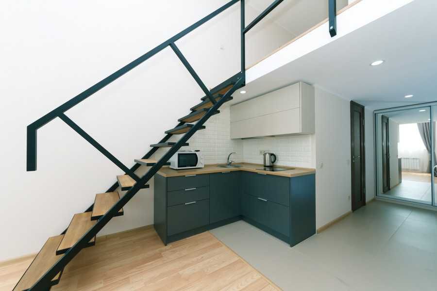 Здам подобово стильні дворівневі апартаменти, біля метро Берестейська.