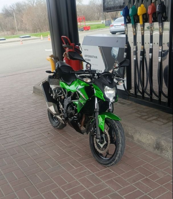 Kawasaki z250sl 2016 ABS