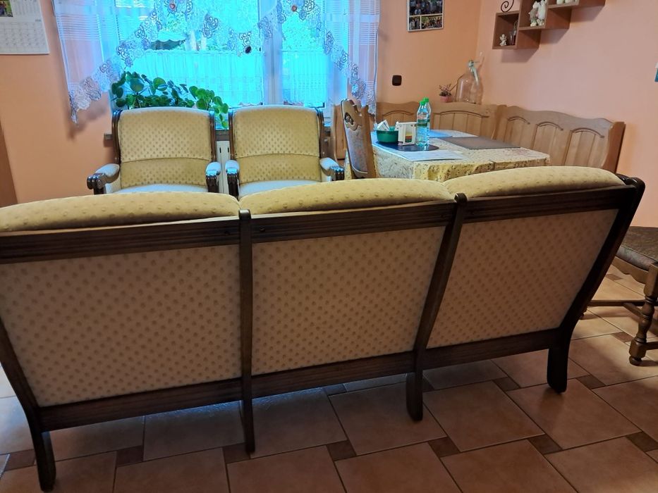 Sofa 3 osobowa i 2 fotele