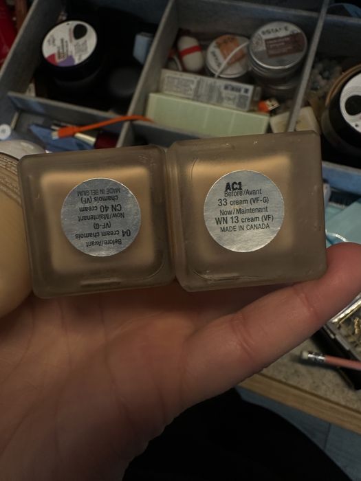 Clinique trzy podklady