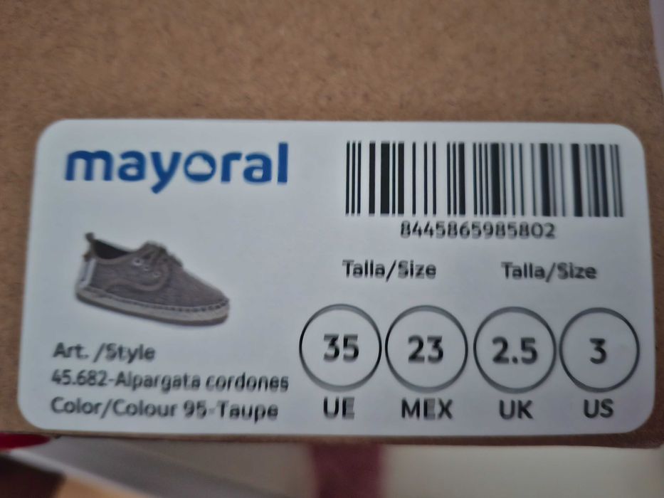 Calçado de criança