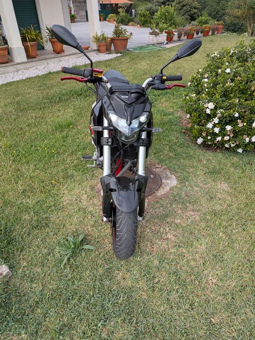 Benelli tnt 125,/2018