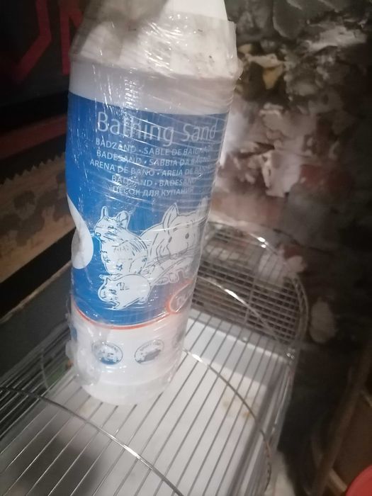 Chinchilla bathing sand - piasek do kąpieli dla szynszyli - 1/4 lub pół puszki. Za darmo