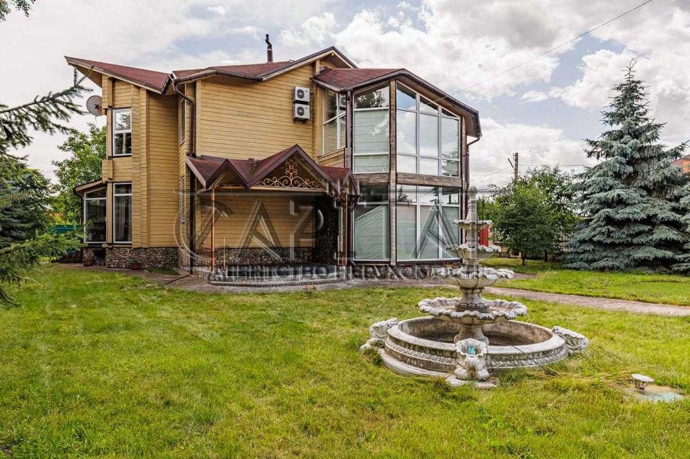 Просторий сімейний будинок 300 м² у Берківцях місце, де комфорт виходить за межі стін