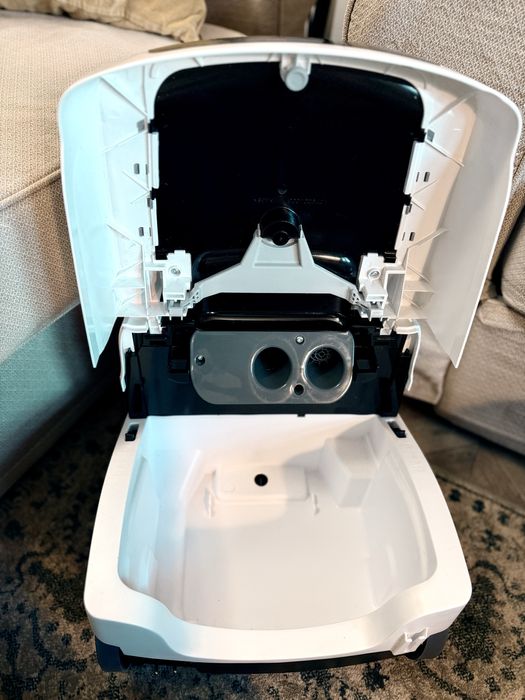 Odkurzacz piorący Bosch AquaWash&Clean BWD421PRO 2100W – użyty 2 razy