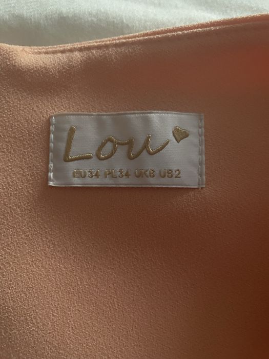 Elegancka sukienka z Lou infinity