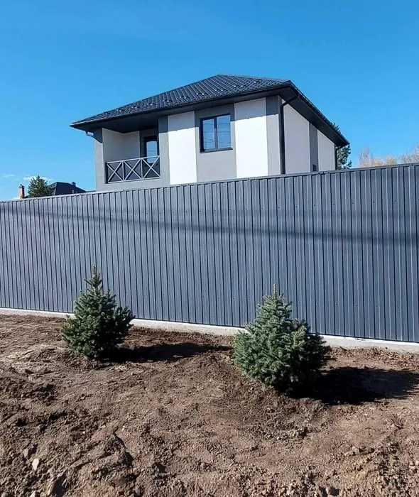 родається сучасний двоповерховий будинок у Гореничах