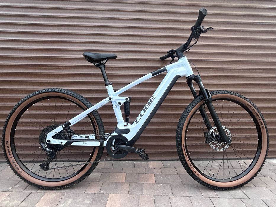 Ładnie utrzymany Rower Elektryczny Cube Stereo Pro 120! Jak nowy! Rozm L!