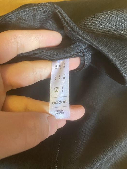 casaco fato treino da adidas preto e como novo