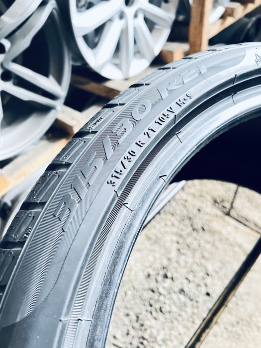Шини Резина Зимові  23Рік 315 30 21 Pirelli Sottozero 3 2шт