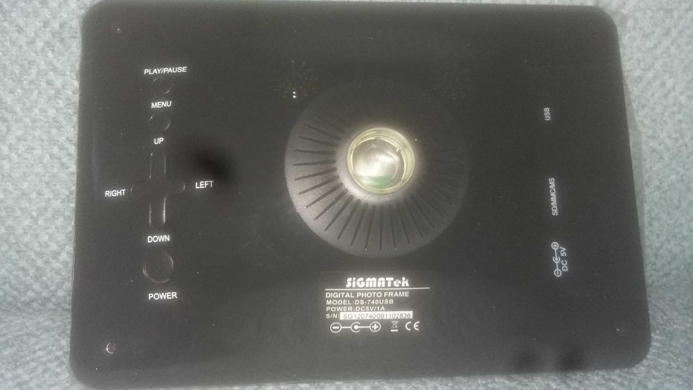 Cyfrowa ramka 7" SIGMATek