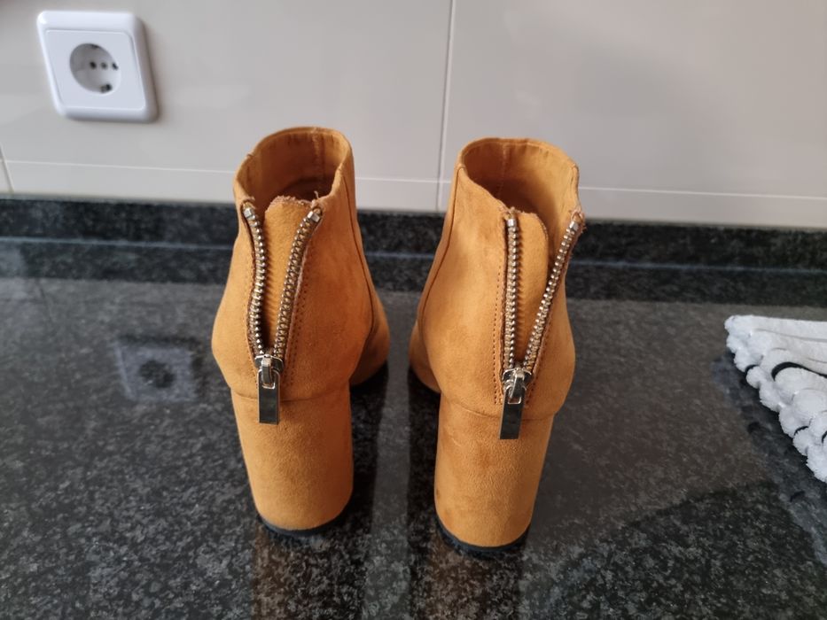 Botins, côr camel 38