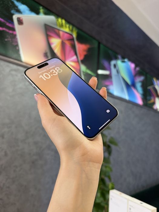 Вживаний IPHONE 15Pro 256 White Titanium Neverlock Костюшка,5 igrand