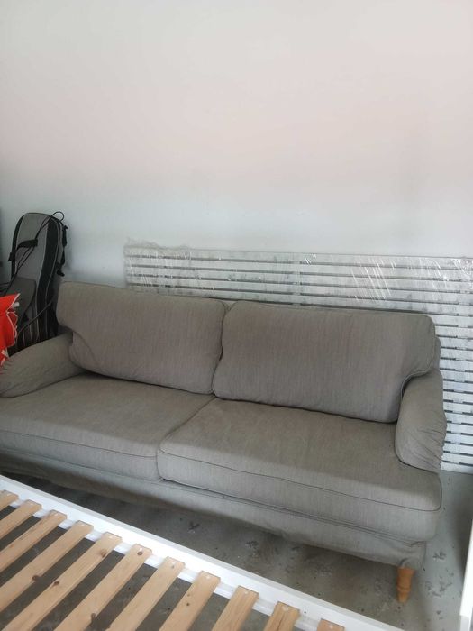 Sofá 3 lugares em bom estado