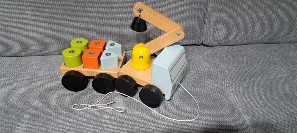 Dźwig z klockami. Ikea Uppsta.