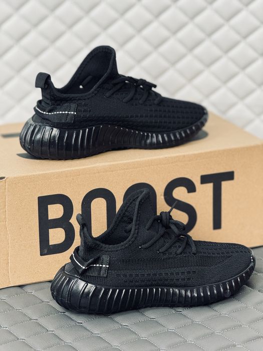 Adidas Yeezy Boost 350 all black кроссовки женские Адидас изи черные