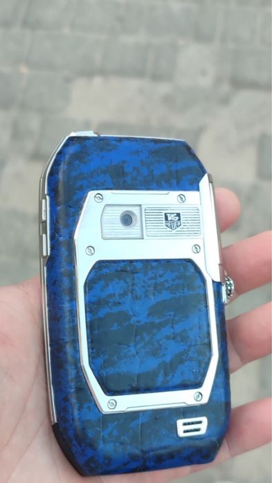 Телефон Tag heuer link