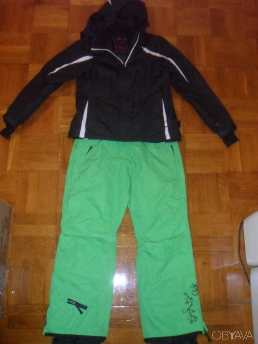Костюм женский CRIVIT лыжный / бордерский, размер M ( 40-42 )