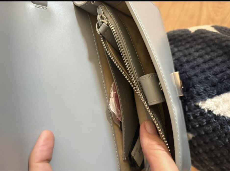 Bolsa Pinko como nova