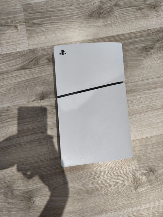 ps5 slim 825gb z jednym padem