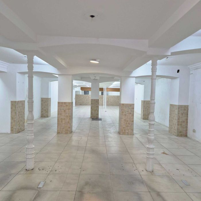 Фасад 245 м², Соборная площадь под магазин.