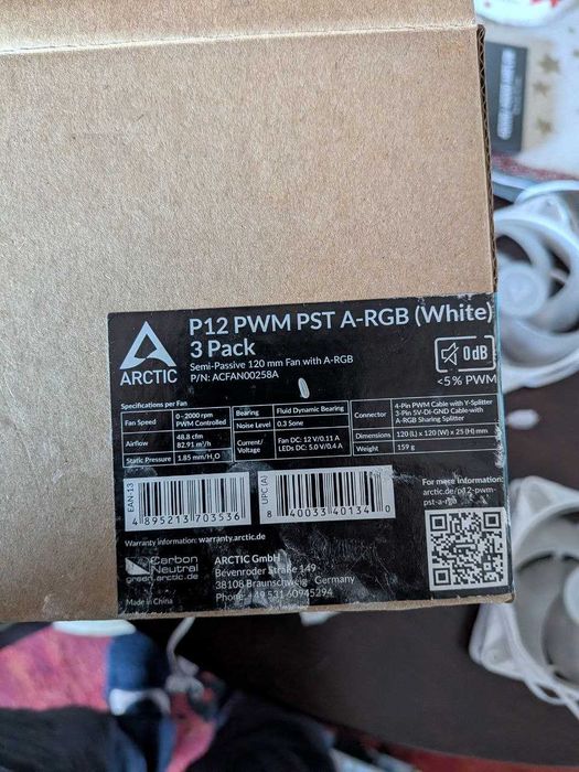 Ventoinhas Arctic P12 PWM PST A-RGB