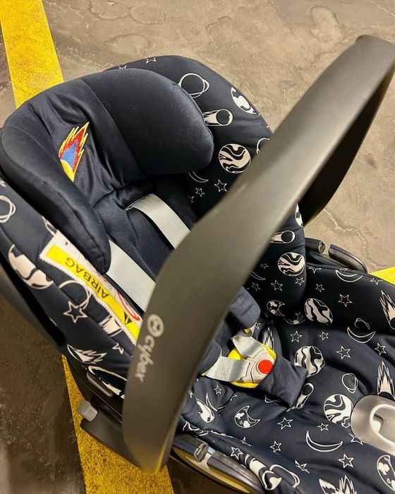Fotelik samochodowy nosidełko CYBEX by Anna K granatowy