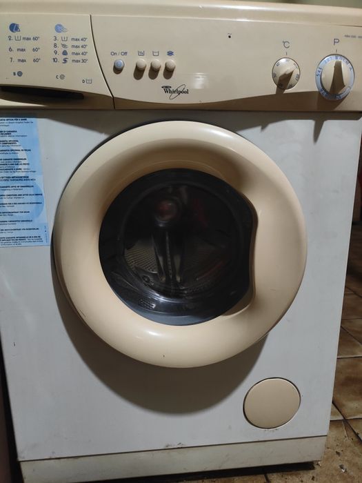 Máquina lavar Roupa Whirlpool