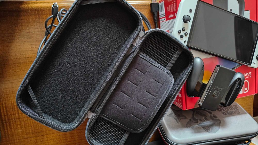 Nintendo Switch OLED, Branca c/caixa como nova