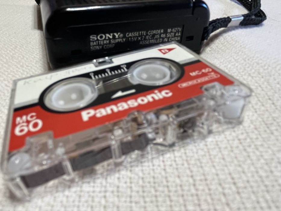 Продам диктофон SONY