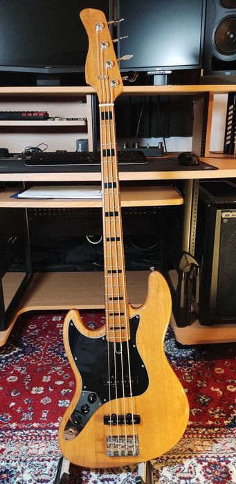 Baixo Marcus Miller Sire V5 Alder-4 NT CANHOTO/ESQUERDINO