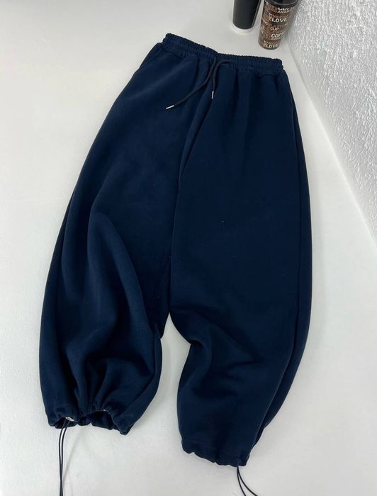 Жіночі штани джогери і прямі на фіксаторах на флісі