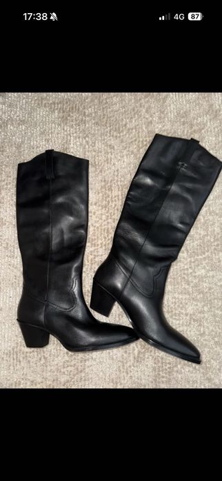 Botas Mango em pele