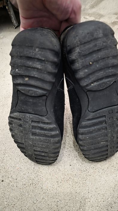 Sapatos decenio usados