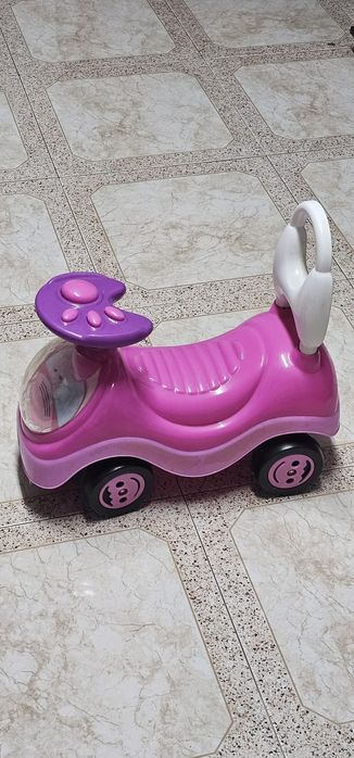 Carrinho de menina com som