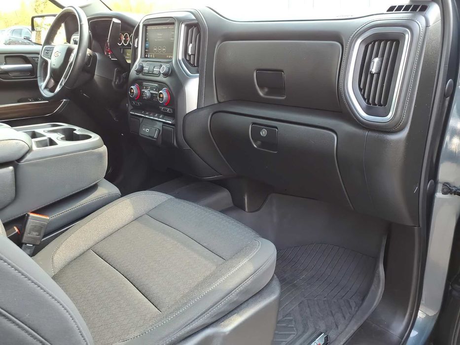 Chevrolet Silverado 1500      2021