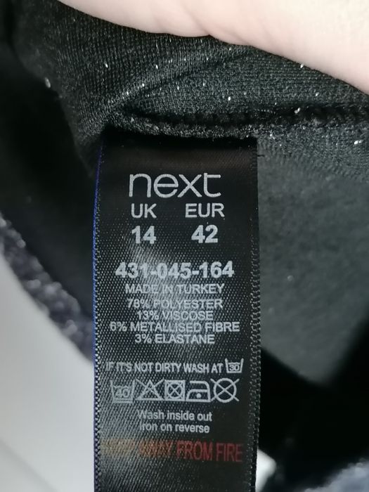 Next sukienka z kieszeniami
