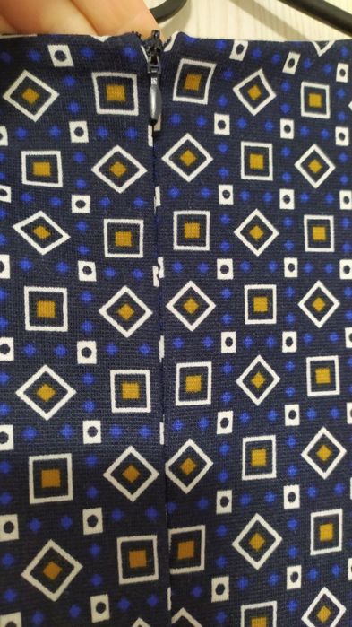 Платье р.S Нарядное платье р.S Платье с рукавом Красивое платье