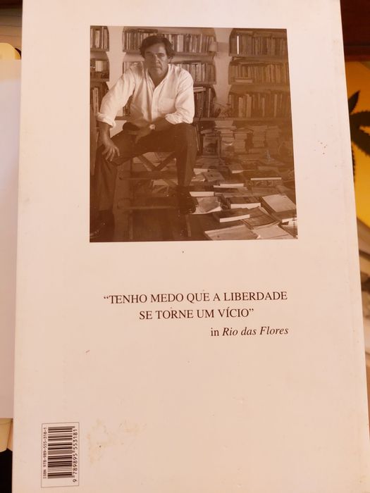 Livro Rio das Flores
