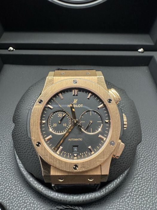 Złoty Hublot Classic Fusion Chronograph