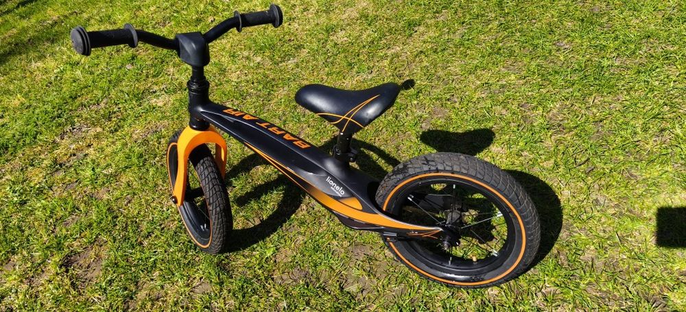 Rowerek biegowy Lionelo Bart air lekki pompowane koła