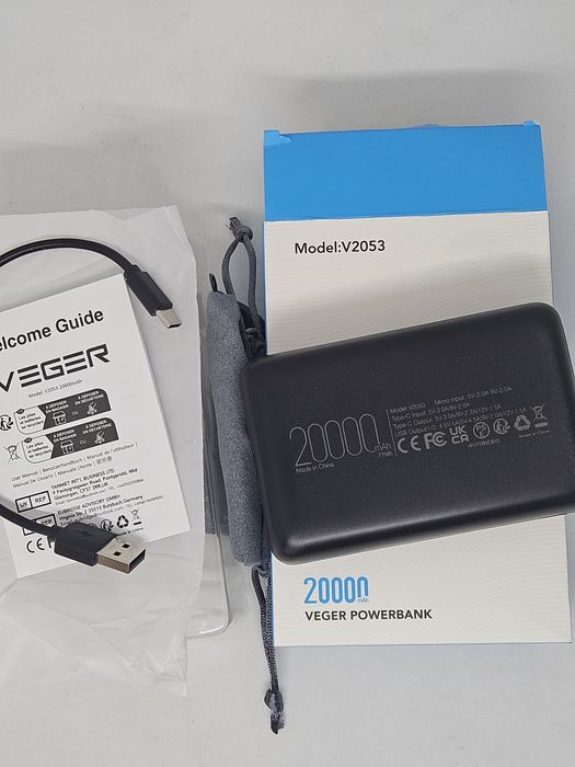 Крутий павербанк VEGER