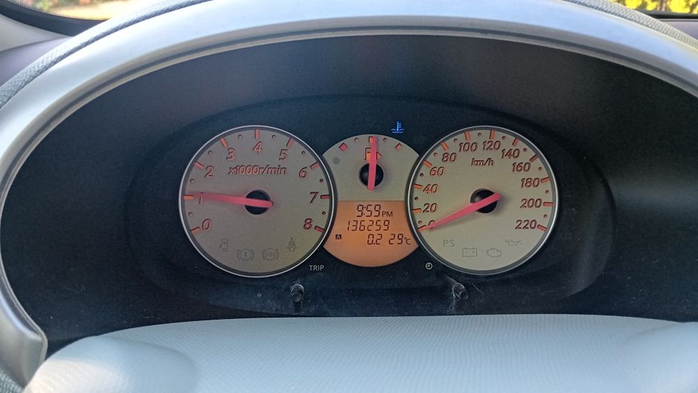 Nissan Micra 1.6 16V 160 SR