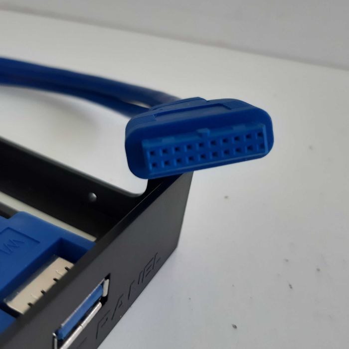 Painel Frontal 3.5" c/ 2 portas USB 3.0 p/ Torre PC Novo