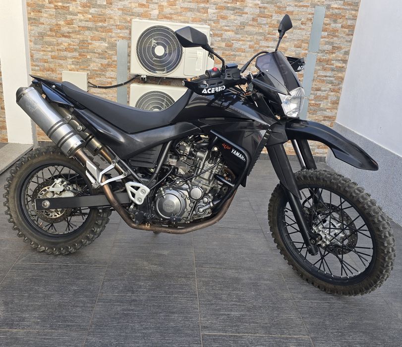 Yamaha xt660r de 2010 com 23mil km