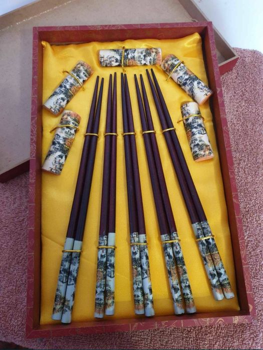 Подарунковий набір паличок для їжі, Японія.