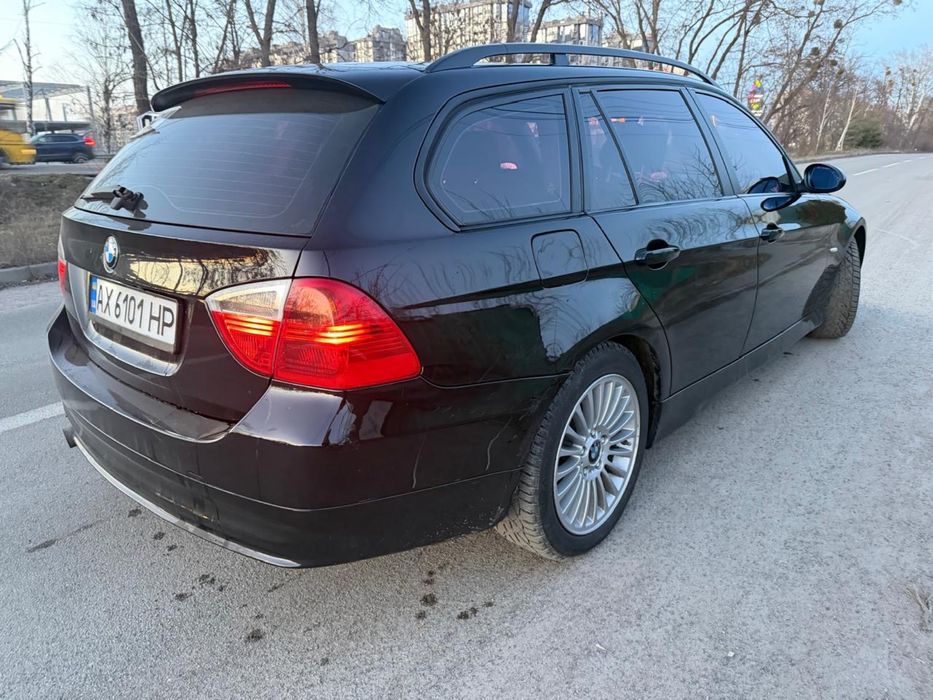 Продам BMW E91  2.0d