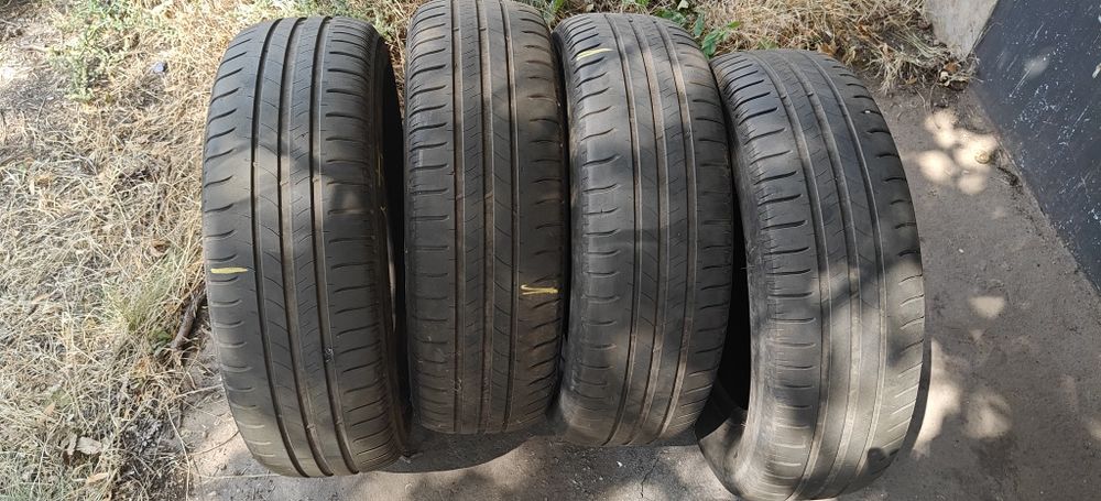 Шини Michelin 195 / 65 R15 комплект 4шт , літні